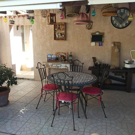 Bed and Breakfast L'Eolyre La Motte-d'Aigues Exterior foto