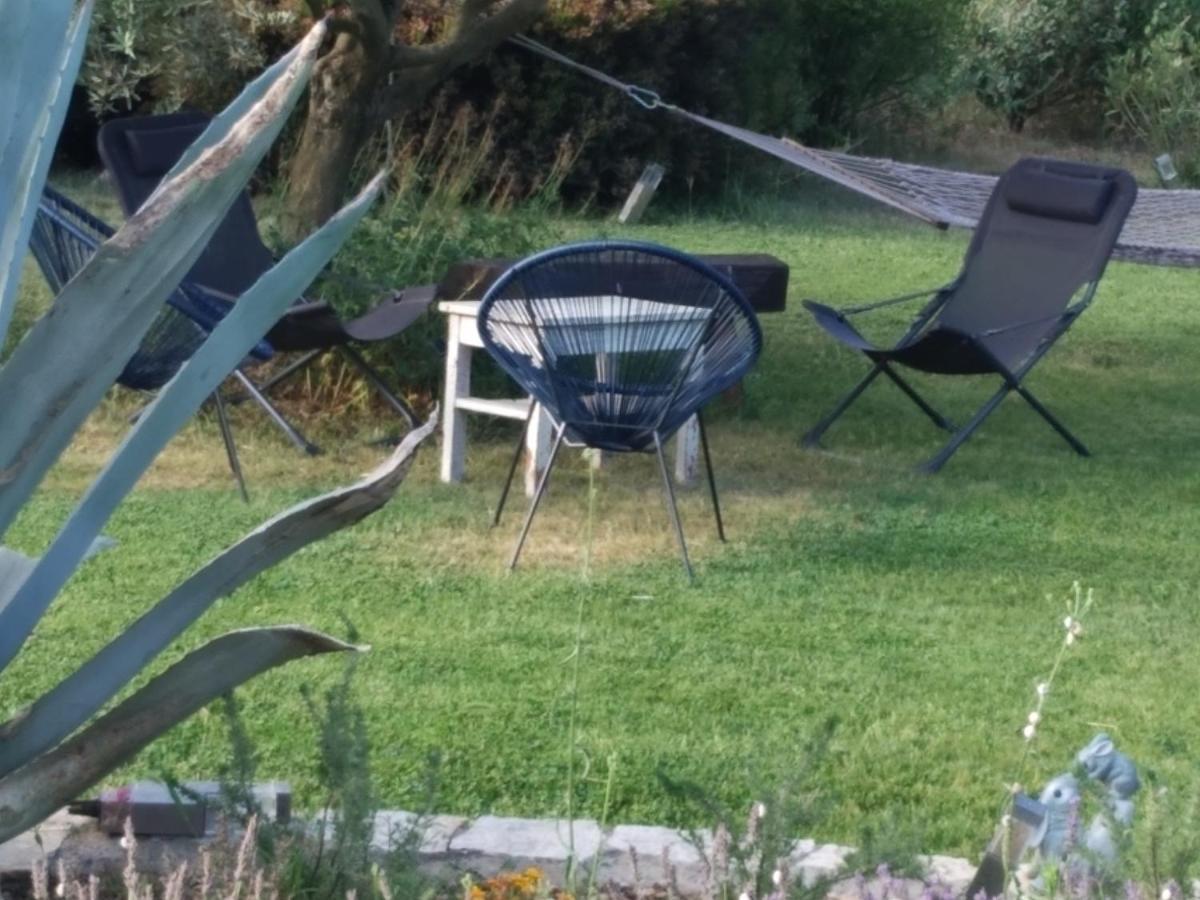 Bed and Breakfast L'Eolyre La Motte-d'Aigues Exterior foto