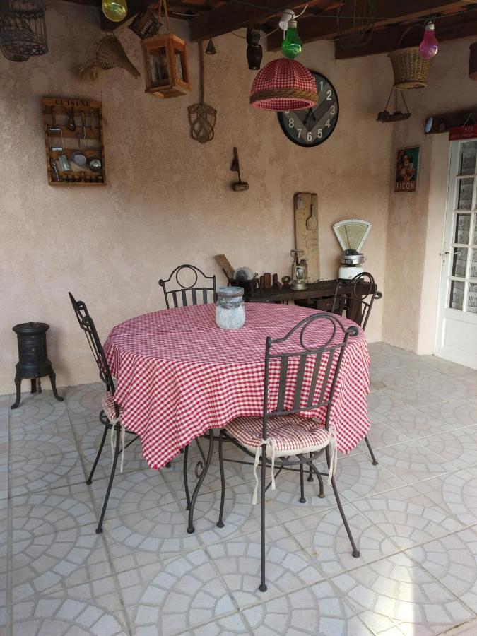 Bed and Breakfast L'Eolyre La Motte-d'Aigues Exterior foto