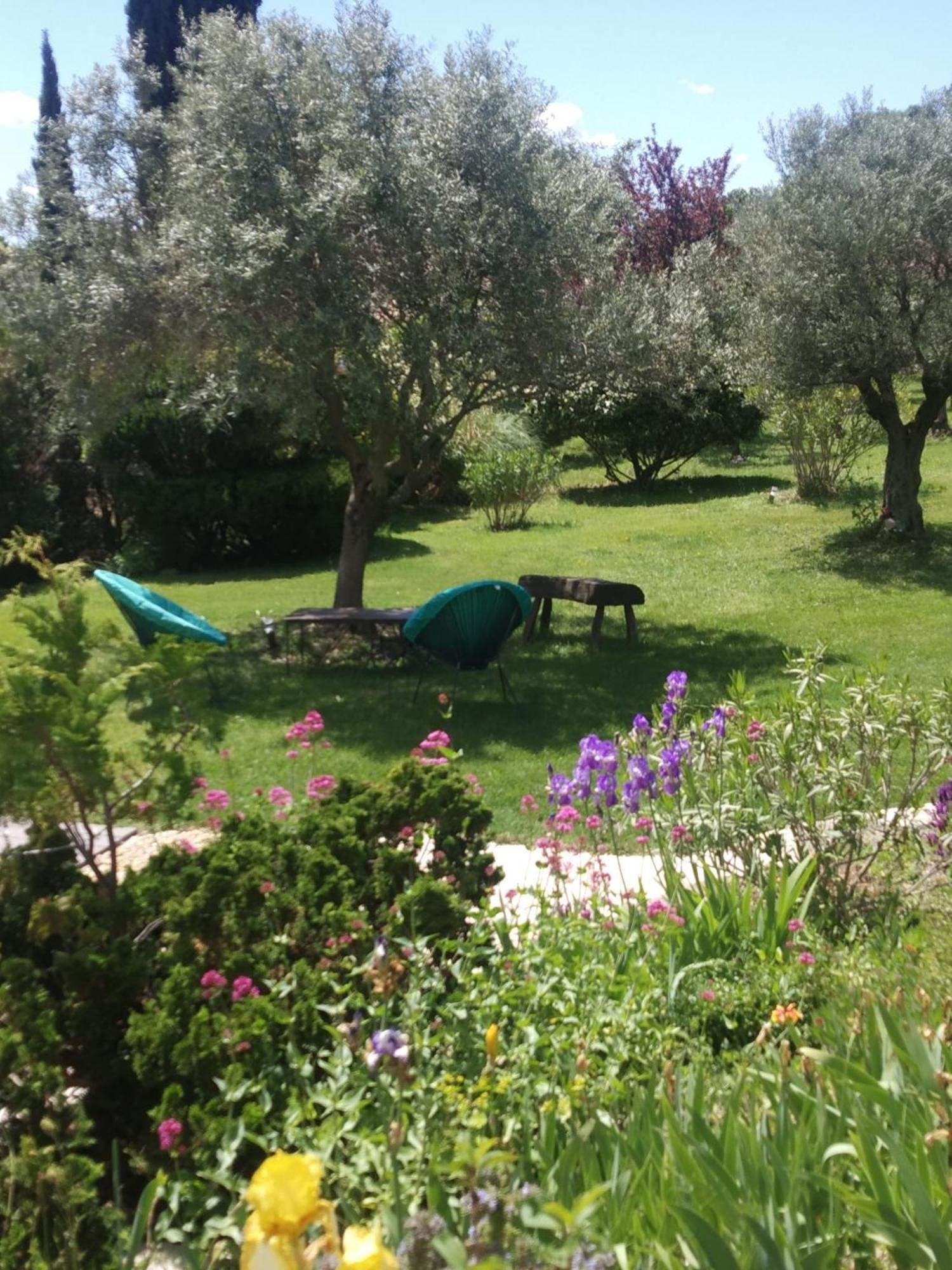 Bed and Breakfast L'Eolyre La Motte-d'Aigues Exterior foto